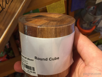 Round cube