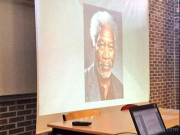 Two girls having a Nelson Mandela presentation